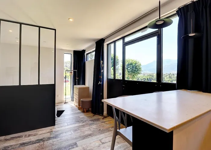 L'atelier 347 * 沙勒·莱斯·伊奥克斯